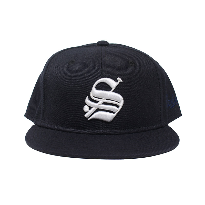 CLASSIC "S" LOGO SNAP BACK
