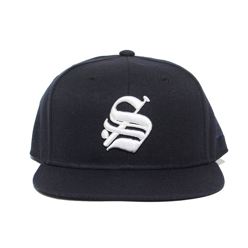 CLASSIC "S" LOGO SNAP BACK